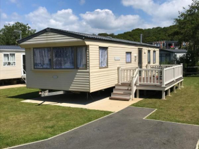 2 Bedroom Caravan CW107, Whitecliff Bay, Bembridge, Isle of Wight